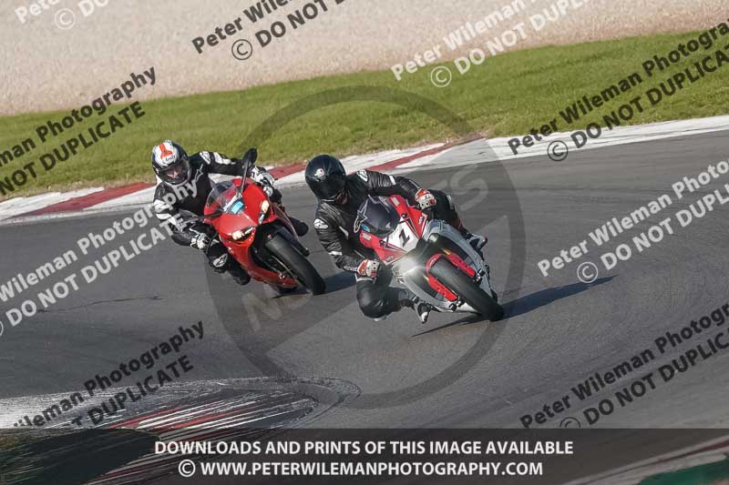 donington no limits trackday;donington park photographs;donington trackday photographs;no limits trackdays;peter wileman photography;trackday digital images;trackday photos